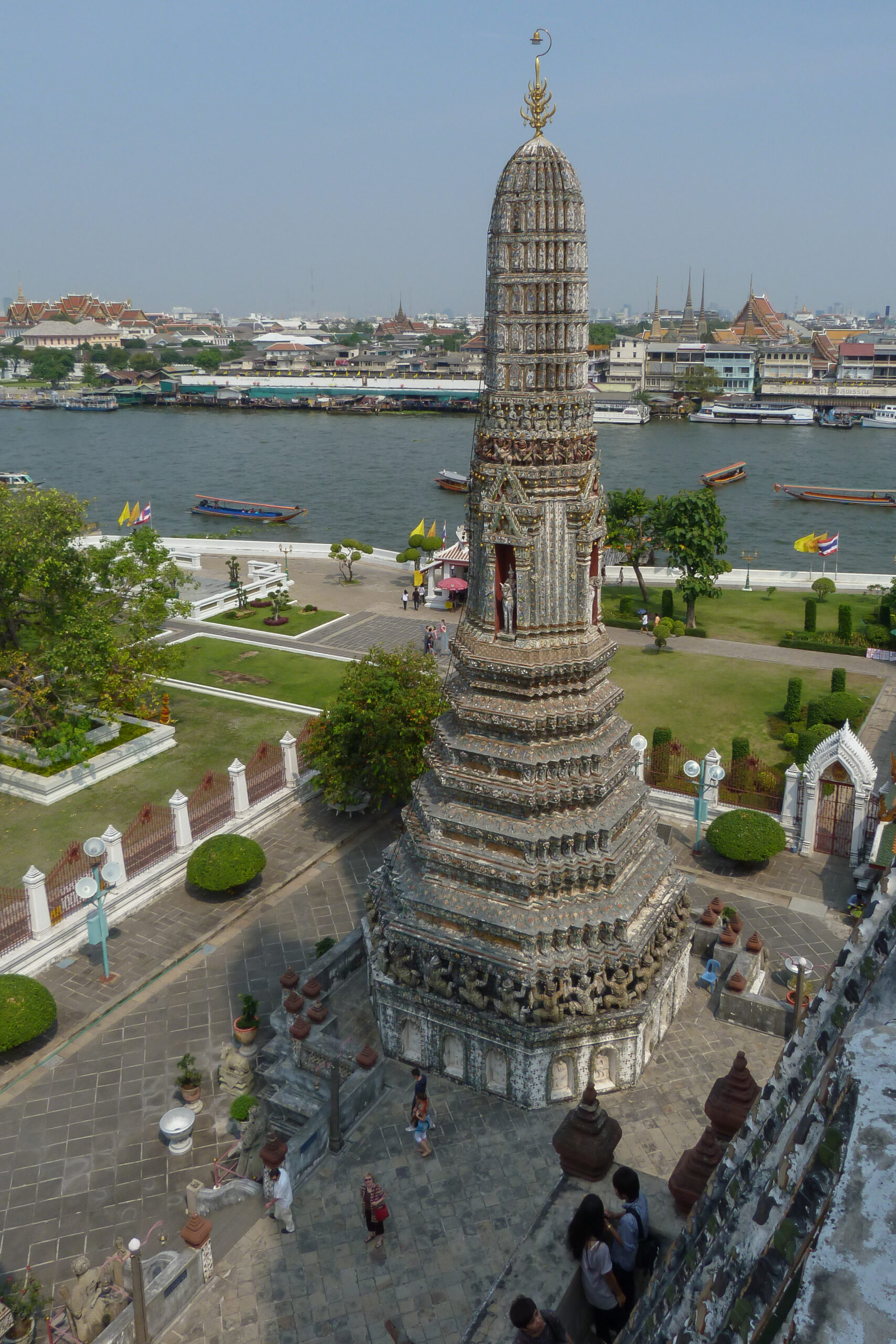 Bangkok Festivals & Saisonale Highlights – Songkran, Loy Krathong und mehr