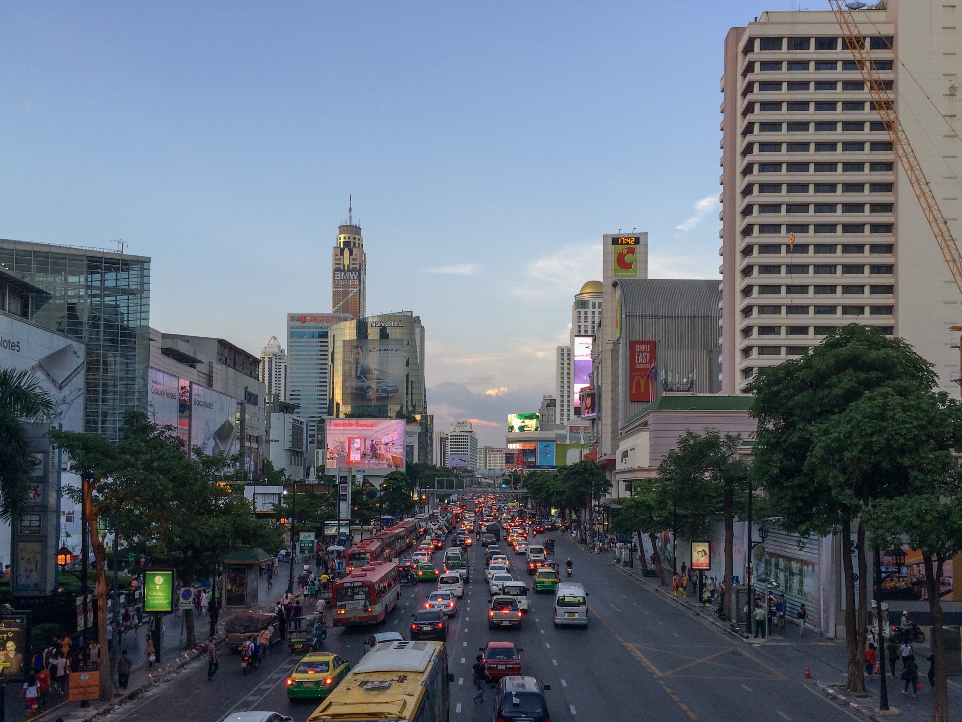 Sukhumvit Bangkok – Das moderne Herz der Stadt